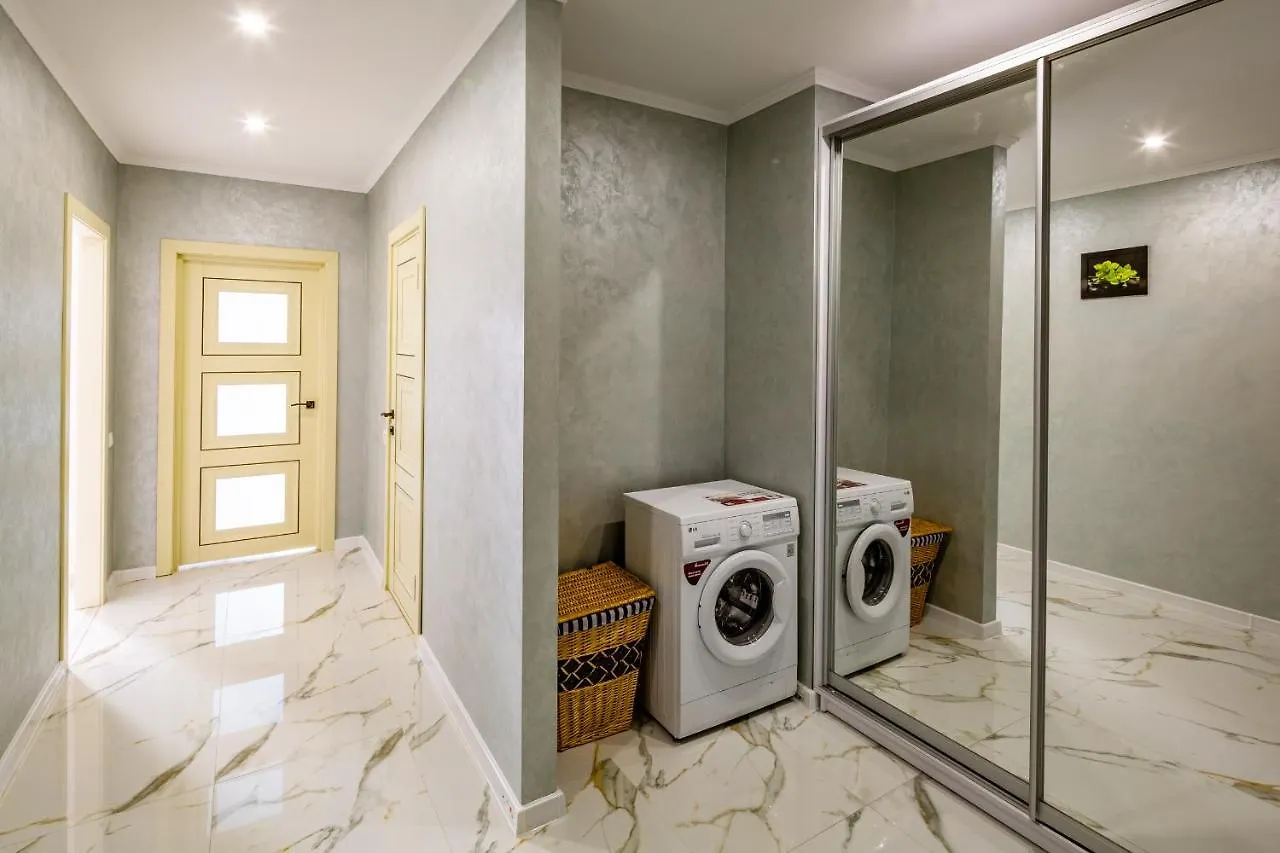 Lux Apartment Avalon Lviv Ukraine