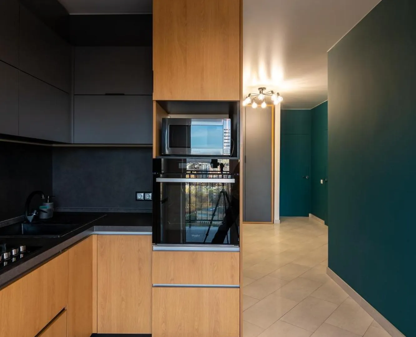 Lux Apartment Avalon Lviv 0*,